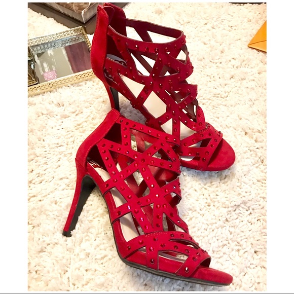 Fergalicious Shoes - NWOT Fergalicious Women's Histeria 2 Dress Sandals